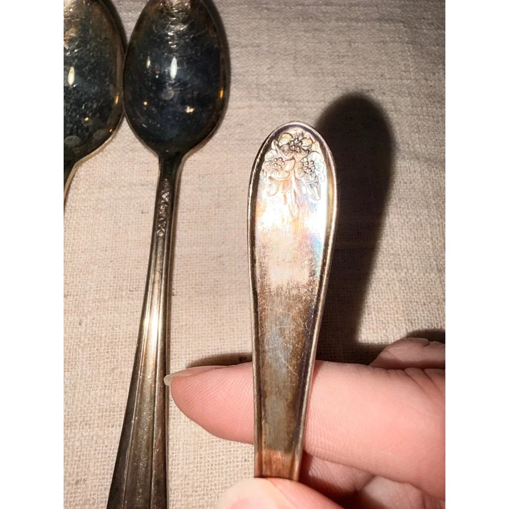 Vintage Belfry‎ Silver Plate Floral Spoons Set of 4 Tarnished Flatware